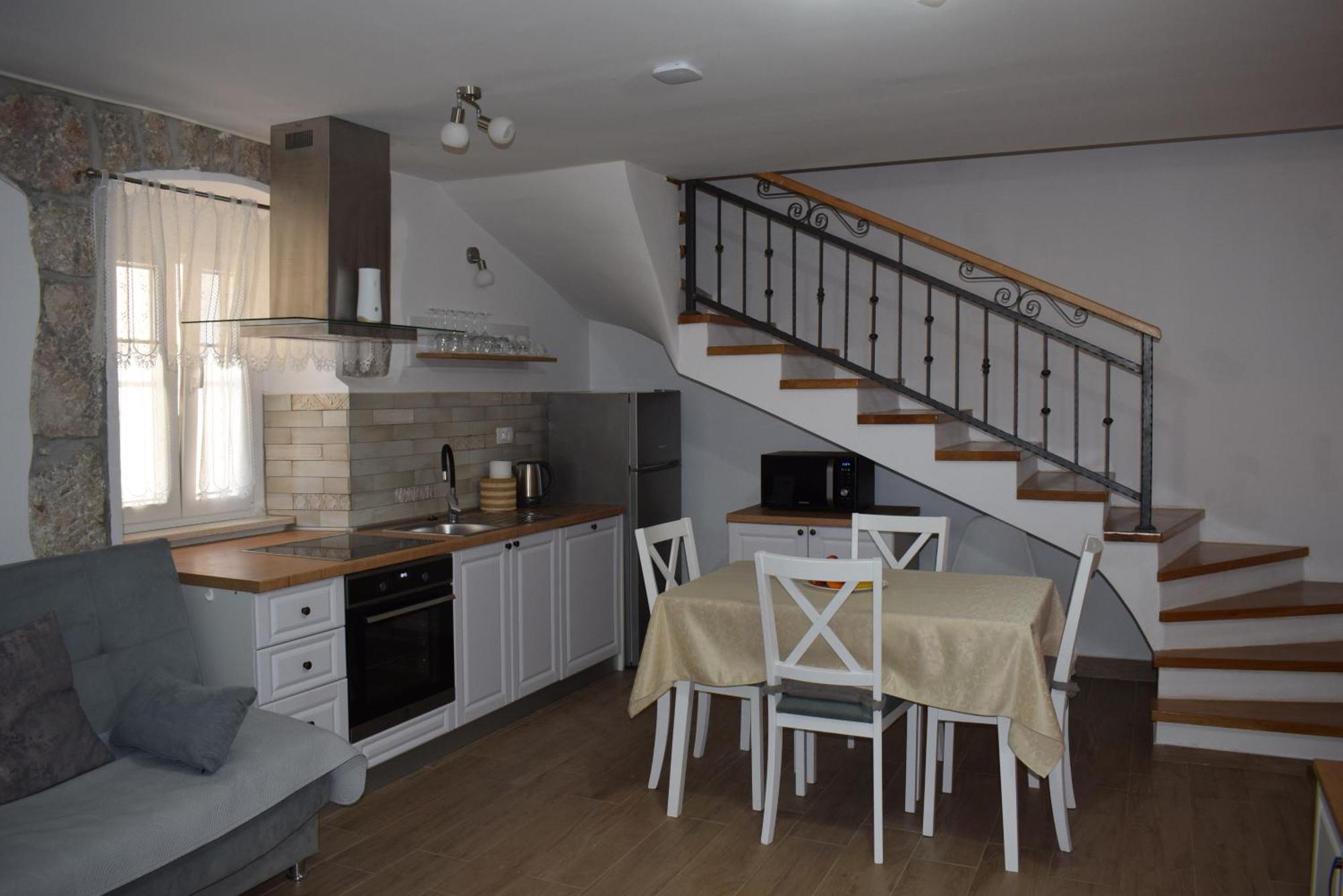 Apartman Kamelija *